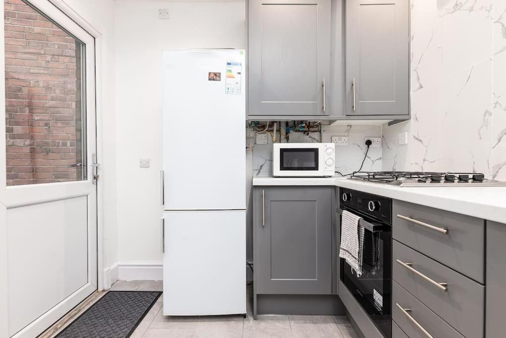 Holiday Lodge, Close To Nottingham City Centre Bagian luar foto